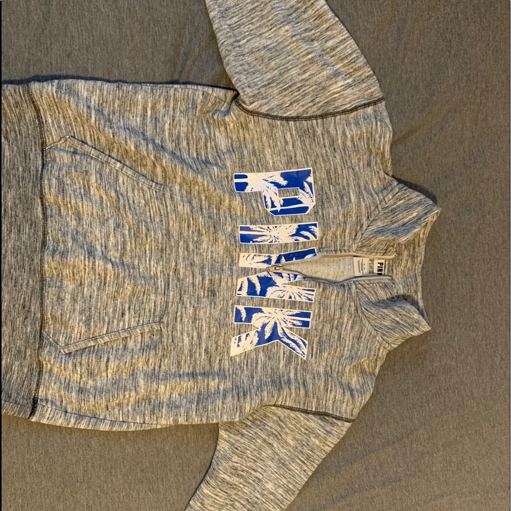 vs quarter zip crew neck